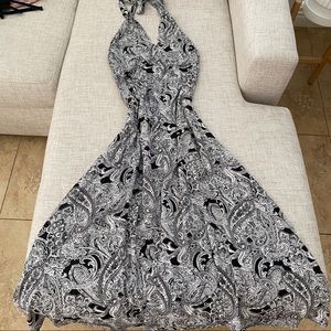 EUC Elan Paisley Boho Halter Maxi Dress